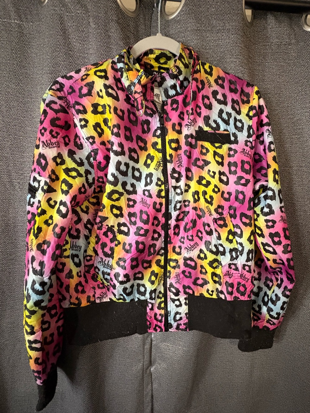 Y2K Women's Abbey Dawn Leopard Bomber Jacket Size Medium